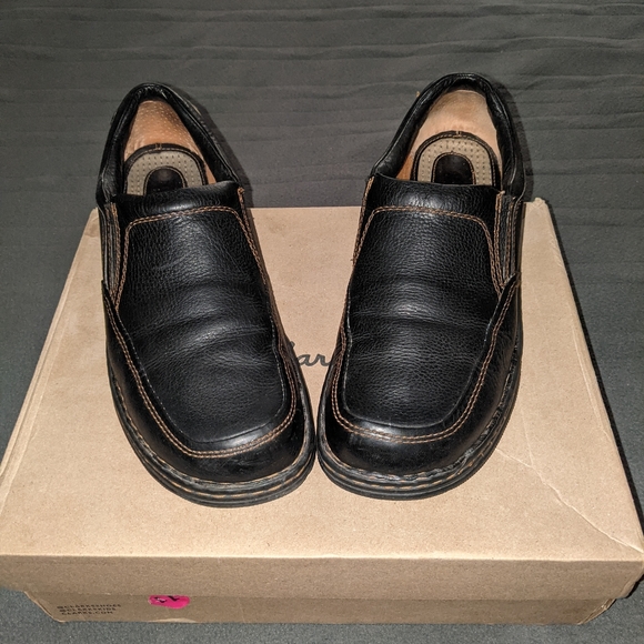 Men's Leather Slip-ons - Picture 2 of 4